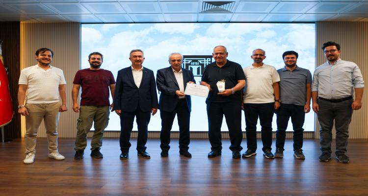Akredite Bölüm ve Programların Başarıları, Akreditasyon Ödül Töreninde Kutlandı - 3